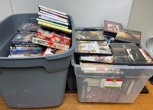 lot 386 image: LARGE Estate Lot of DVDs