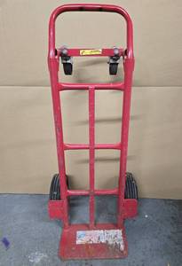 lot 388 image: Heavy Duty MILWAUKEE Hand Truck  Dolly