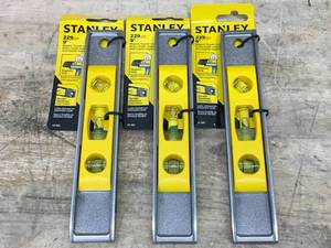 lot 75 image: Lot of 3 - Stanley 9 Magnetic Torpedo Level Model # 42-465