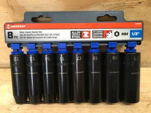 lot 76 image: Crescent 12 Drive Metric 8 Piece Deep Impact Socket Set Model # CIMS3N