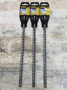 lot 82 image: DeWalt 38 SDS Drill Bit Model # DW55300