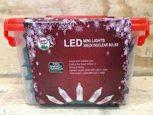 lot 85 image: Tub of 300 LED Mini Christmas Lights