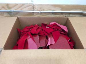 lot 140 image: Lot of 37 - Red Christmas Bows