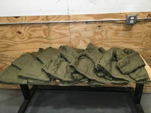 lot 157 image: Lot Of 5 - Womens Jackets