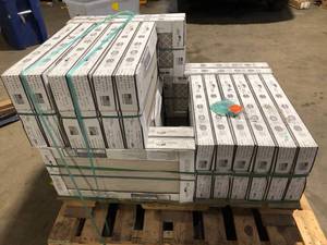 lot 40 image: Pallet of  Corso Italia Alpe Ivory 12 in. x 24 in. Quartzite Stone Look Porcelain Floor and Wall Tile (15.50 sq. ft. Case) some Pieces are brokenCustomer Returns See Pictures