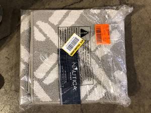 lot 20 image: Lot of Nautica Tufted Light Grey and White 2 ft. 2 in. x 5 ft. Baize Chain Runner Rug  Customer Returns See Pictures