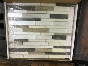 lot 34 image: BELLA MURO SIERES TILES