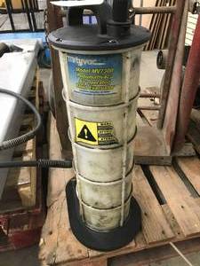 lot 65 image: FLUID EVACUATOR
