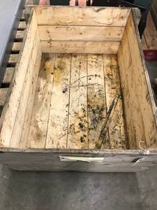 lot 125 image: WOOD CRATE