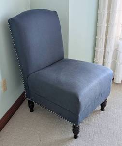 lot 22 image: Beautiful Blue Accent Chair with Nailhead Trim