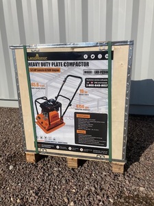 lot 19 image: Landhoner LHR-PC90-H Vibratory Plate Compactor