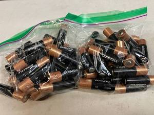 lot 79 image: Duracell Powerboost AA Batteries