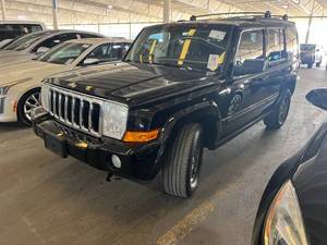 lot 24 image: 2007 Jeep Commander Sport 4x4