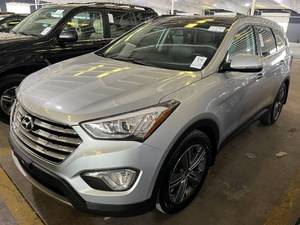 lot 17 image: 2014 Hyundai Santa Fe Limited AWD