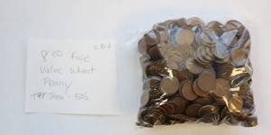 lot 24 image: Wheat Pennies