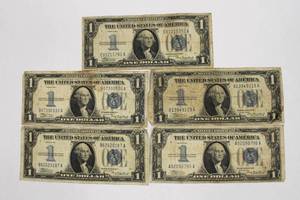 lot 38 image: U.S. One Dollar Silver Certificates Lot of 5