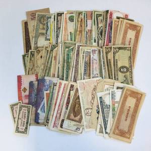 lot 43 image: Foreign Currency Lot