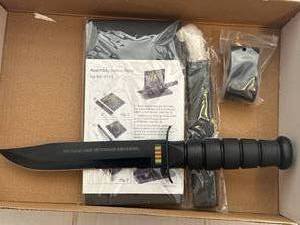 lot 13 image: Vietnam Memorial Dagger Set