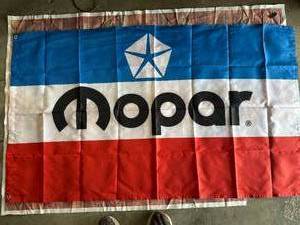 lot 60 image: Mopar 3x5 Flag