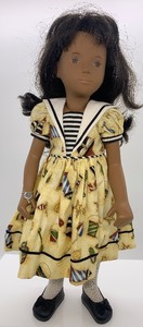 lot 186 image: Vintage SASHA Doll - Girl 1976 - 1977, Colorful Yellow Sailor Dress