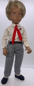 lot 124 image: Vintage SASHA Doll - #314 S - GREGOR SCHOOL Boy, White Shirt, Red Tie and Slacks
