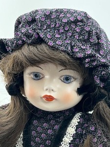 lot 70 image: Vintage GOTZ Porcelain Doll
