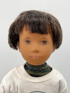 lot 241 image: Vintage SASHA Gregor Doll - Boy 1969, Cerveza T Shirt