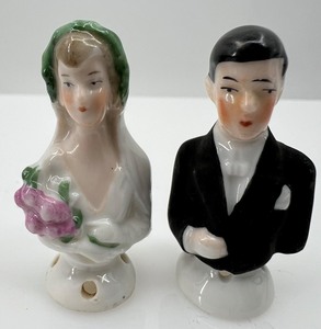 lot 19 image: Vintage Antique KISTNER Porcelain HALF DOLLS - Bride and Groom - Qty 2