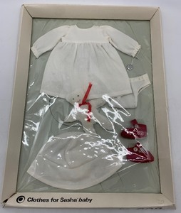 lot 161 image: Vintage SASHA BABY Clothing #608s BABY BEAR - NOS