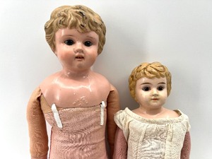 lot 286 image: Antique Vintage MINERVA and JUNO Tin Dolls