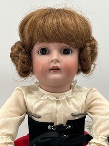 lot 53 image: Antique KESTNER Bisque Doll w Compo Body #167 - Germany