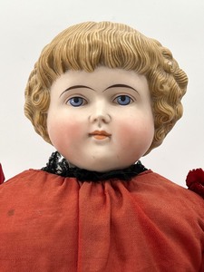 lot 79 image: Antique German PARIAN Doll