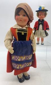 lot 110 image: Vintage Sweetheart TANZPUPPE Girl Doll with Vintage ARMAND MARSEILLE Doll