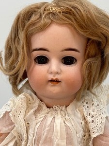 lot 178 image: Antique Bisque Doll - KAMMER and REINHARDT - Germany - 191