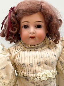 lot 316 image: Antique Bisque Doll - 166 - CURLY LOCKS - Germany
