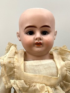 lot 301 image: Antique Bisque Doll - ALMA - Germany