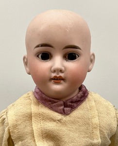 lot 302 image: Antique Bisque Doll - CUNO & OTTO 93-5
