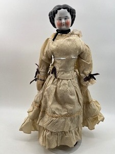 lot 338 image: Antique CHINA DOLL - Germany - High Brow - Ornate Dress