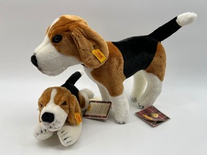 lot 344 image: STEIFF - AKC American Kennel Club - Beagle Dogs - #079269 and #668173 - w Original Tags
