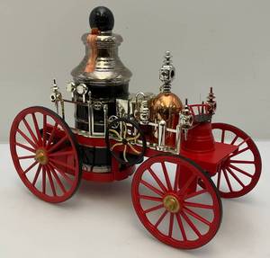 Collectible Vintage Jim Beam Mississippi Fire Engine Decanter (EMPTY)