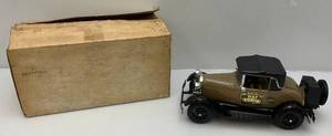 Vintage Collectible Jim Beam 1928 Ford Coupe Decanter (EMPTY)