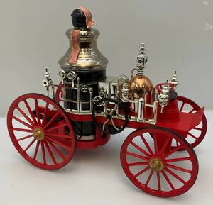 Collectible Vintage Jim Beam Mississippi Fire Engine Decanter (EMPTY)