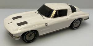 Collectible Vintage Famous First 1963 Split Window Corvette Decanter (EMPTY)