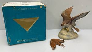 Vintage Ski Country Wildlife Series Limited Edition Praire Flacon With Lure Decanter (EMPTY)