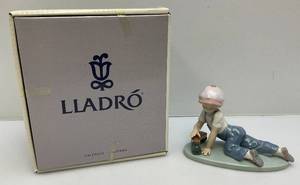 (RETIRED) LLADRO 7619 All Aboard Figurine 1992 Mint In Original Box