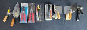 lot 18 image: Lot of 5 Marshalltown and Builders Tool Hand Tools with Packaging