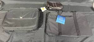lot 209 image: Set of 2 Laptop Bags with Extra Pouch - Professional Style