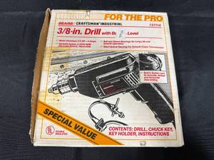lot 218 image: Craftsman Industrial 38-in. Drill with Bubble Level - Variable Speed