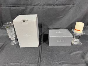 lot 197 image: Set of 2 Waterford Crystal Items Metropolitan Pillar Candle Holder and Wed Heirloom Vase