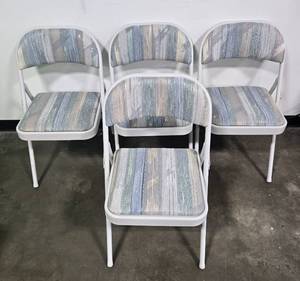 lot 78 image: Set of 4 Folding Chairs with Multi-Color Upholstery